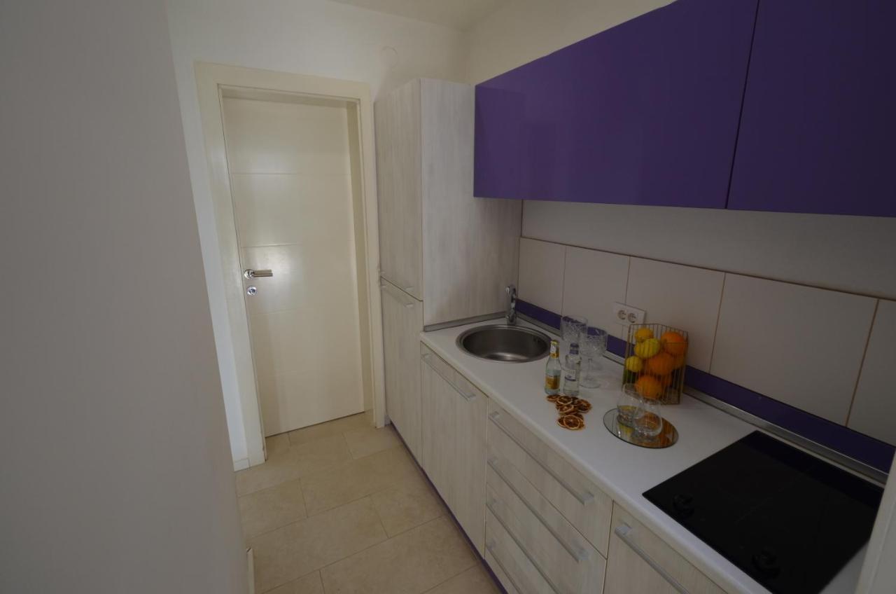 Apartments Karmen Maria Novigrad  Bagian luar foto